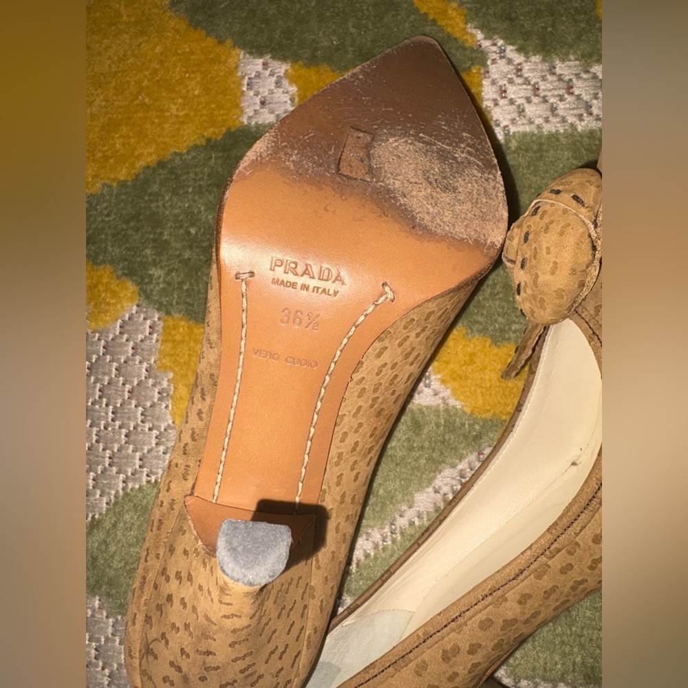 Prada Suede Heels Pumps 6.5 / 36.5 Brown Textured Bow Pointed Toe Italy - Picture 6 of 9